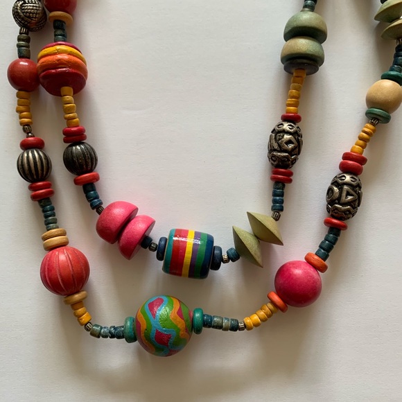 Boho & colorful chunky bead layered necklace - Picture 2 of 8